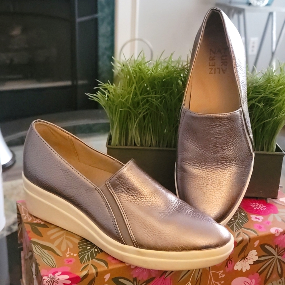 Naturalizer Shoes